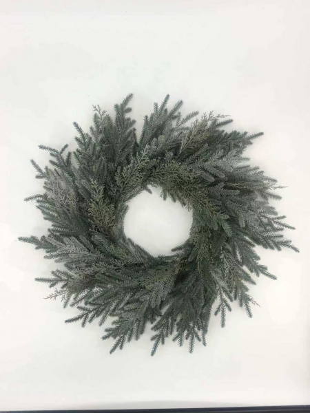 Венок ХВОЙНЫЙ с глиттером 55 см
