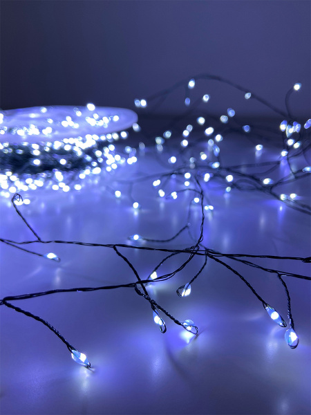 Электрогирлянда "Мишура " 900 холодных LED ламп , зеленый провод 30м. Длина провода от вилки до ламп 3 м