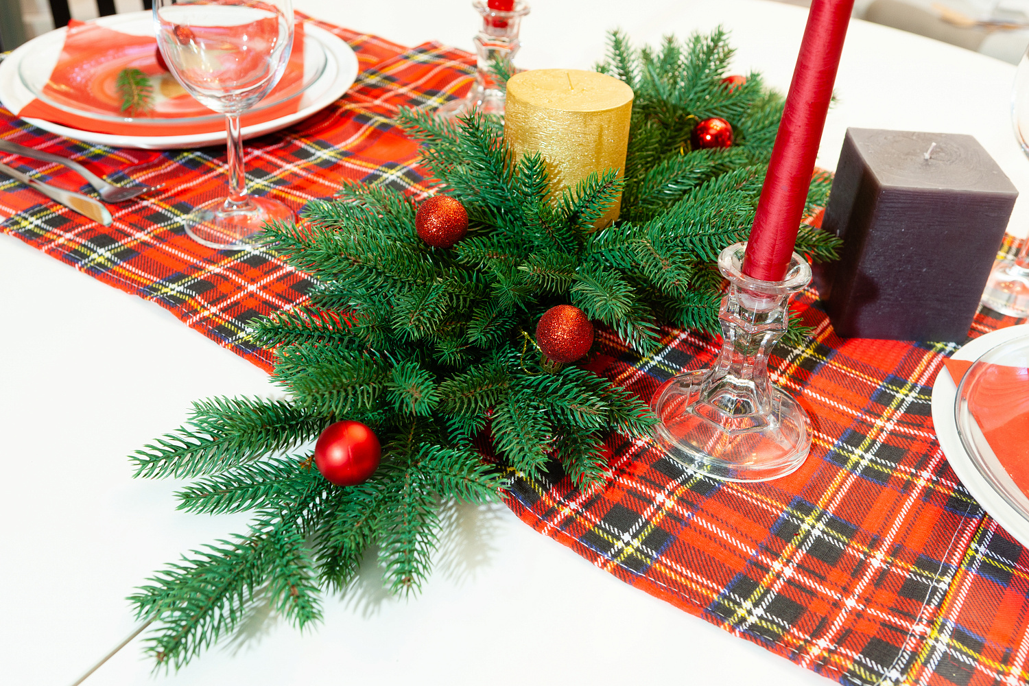 Сваг МОНИКА с шишками