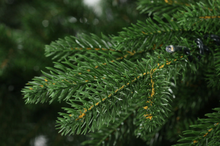 Ель Престиж с освещением