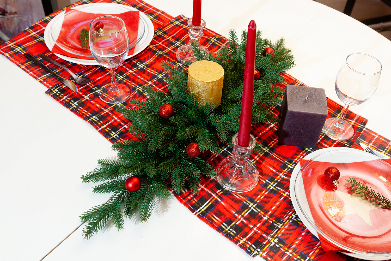 Сваг МОНИКА с шишками